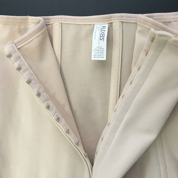 Flexees Women's Underwonder Tummy Control and Waistnipper Size Medium Beige 3737 - Picture 7 of 8